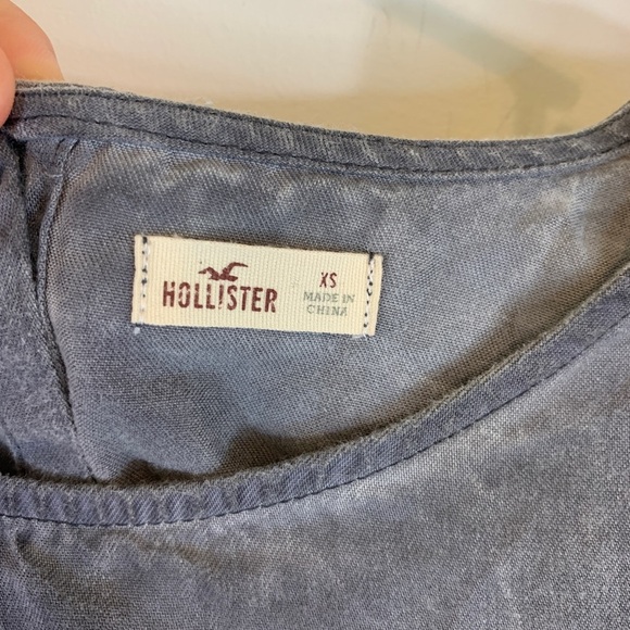 Hollister Open Back Bell Sleeve Stonewash Crop Top XS - Picture 7 of 12